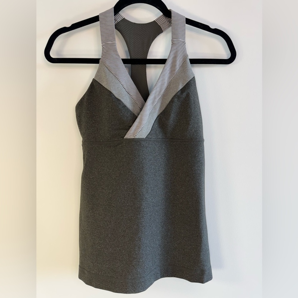 Lululemon 'Deep Breath' Activewear Tank Top - Small